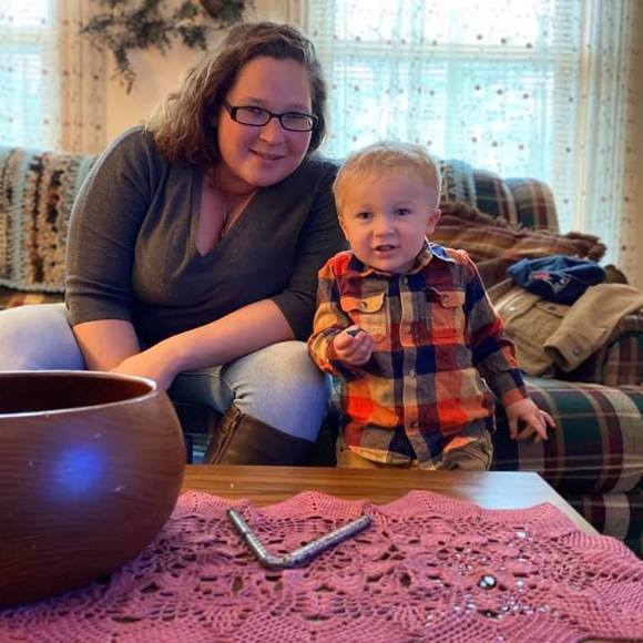 Meet your Posher, Stephanie - Picture 1 of 1